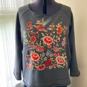 Johnny Was gray embroidered sweatshirt - ladies XL - excellent condition